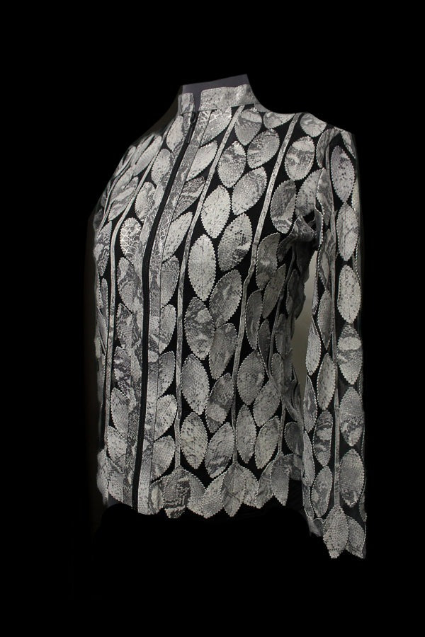 ABF Short Leaf Leather Jacket with Zipper 11910056