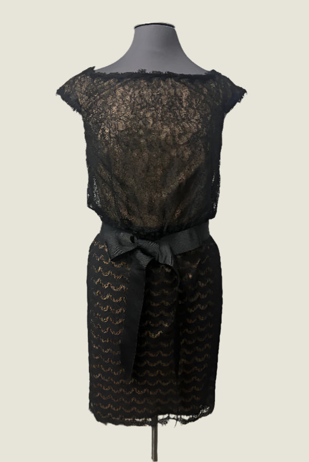 Tadashi Shoji TD967M Black/Gold Lace Dress with Waist Tie